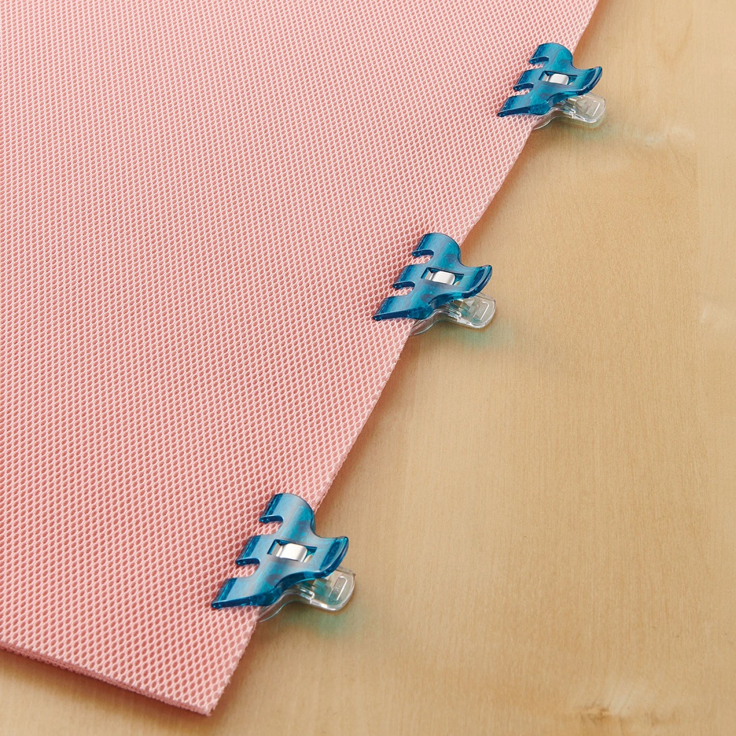 Clover 12 Piece Blue Triple Wide Wonder Clips