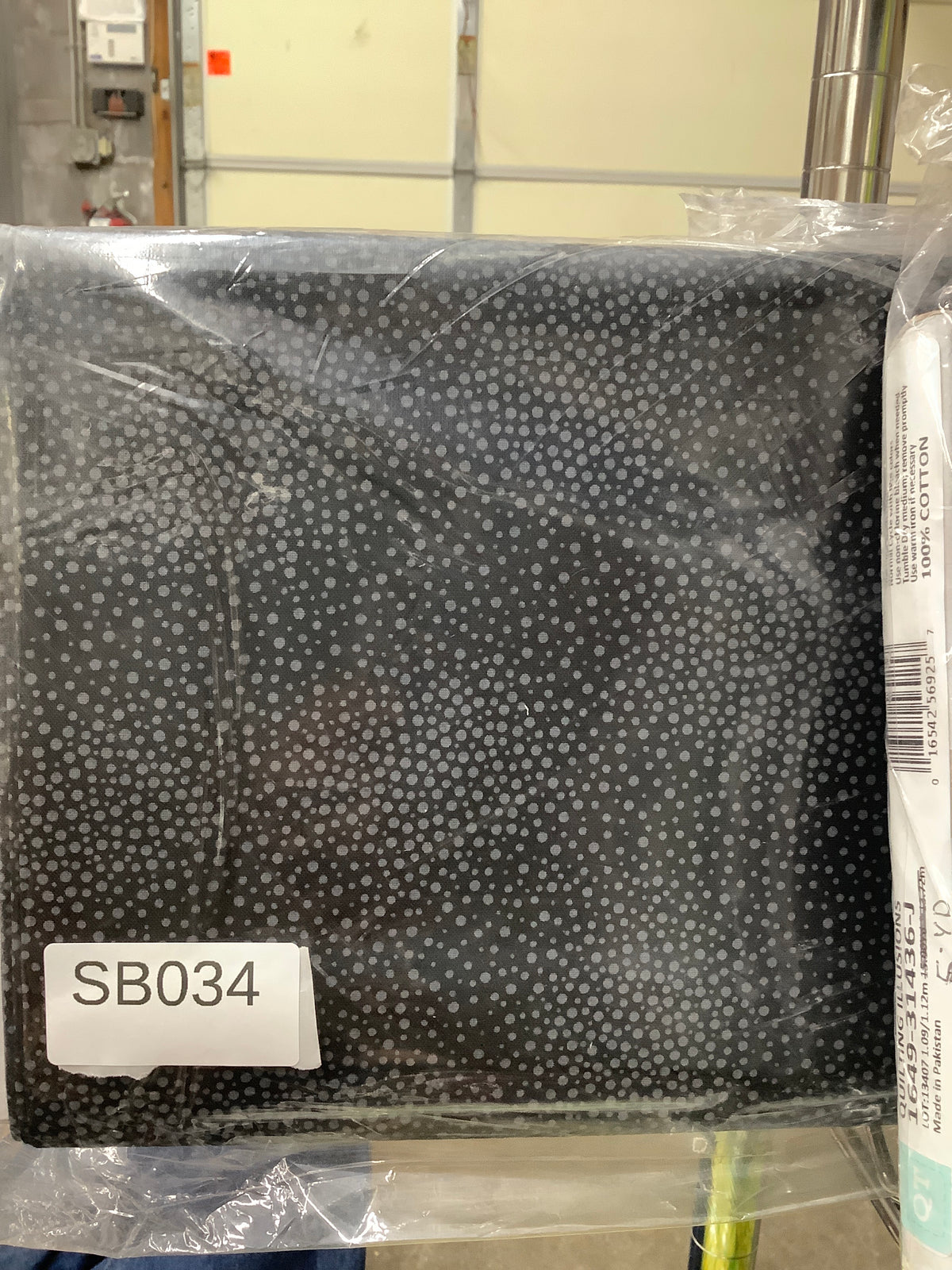 Quilting Illusions Dots Black fabric short bolt 4 yards