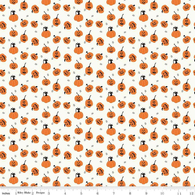 Beggar's Night Pumpkins on Cream Fabric Yardage