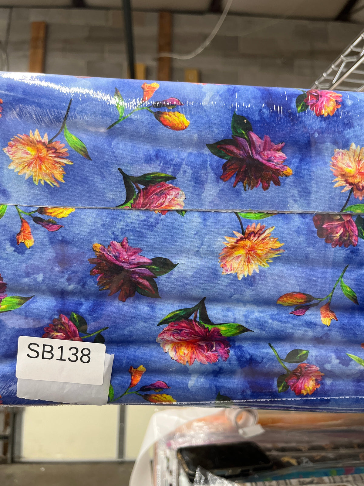 Fleur Etoile quilting fabric short bolt 6 yards B