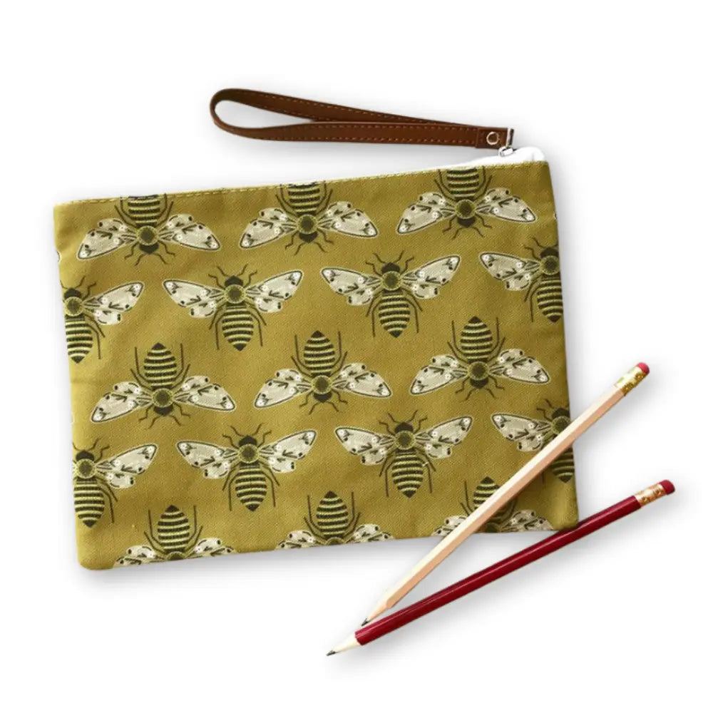 Busy Bee Pouch Product Photo