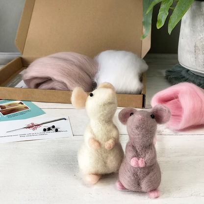 Mouse Needle Felting Kit 2ct