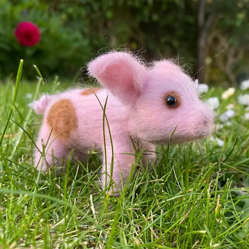 Piglet Needle Felting Kit