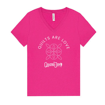 Quilts Are Love V-Neck Berry T-Shirt