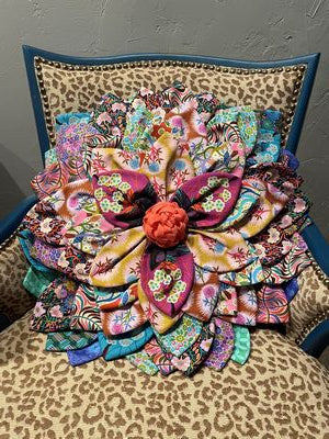 Petal Pop Zinnia Pillow Pattern