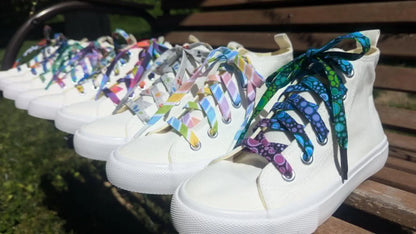 Lace Up Pattern with Gray Aglets - image 5 - quilting pattern with step-by-step instructions