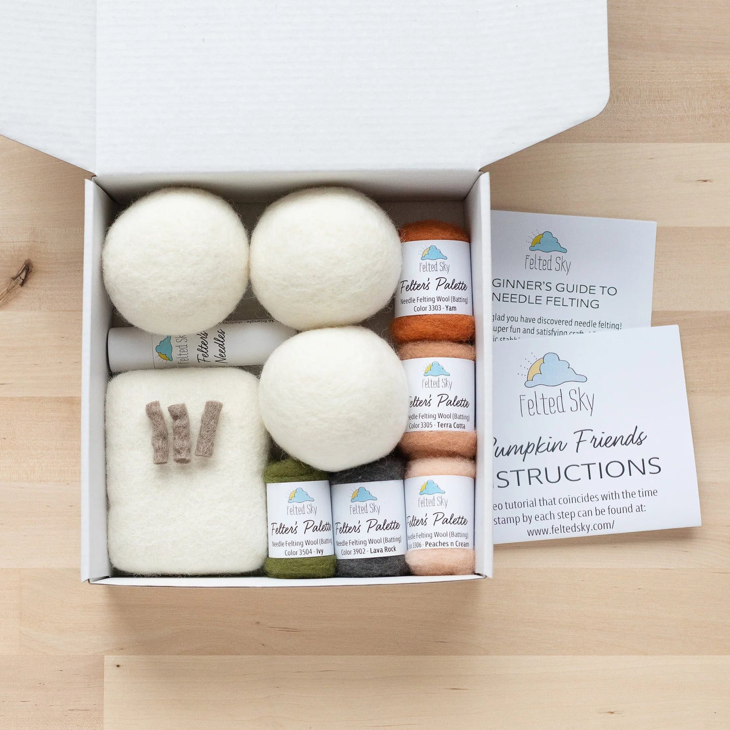 Pumpkin Friends Needle Felting Kit