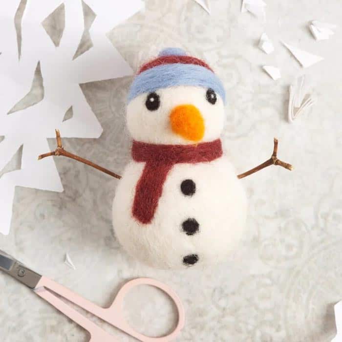 Snowman Mini Needle Felting Kit