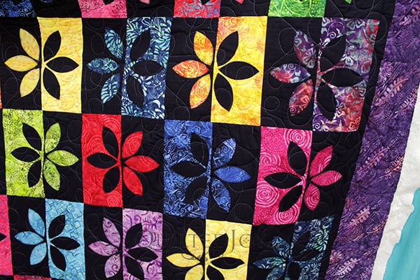 Virginia quilted her Wallflower quilt at Quilted Joy in Louisville, KY
