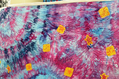Pat's Free Motion Quilting on a Hand Dyed Wholecloth Quilt