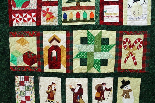 Shirley's Christmas Quilt, longarm quilting by Quilted Joy