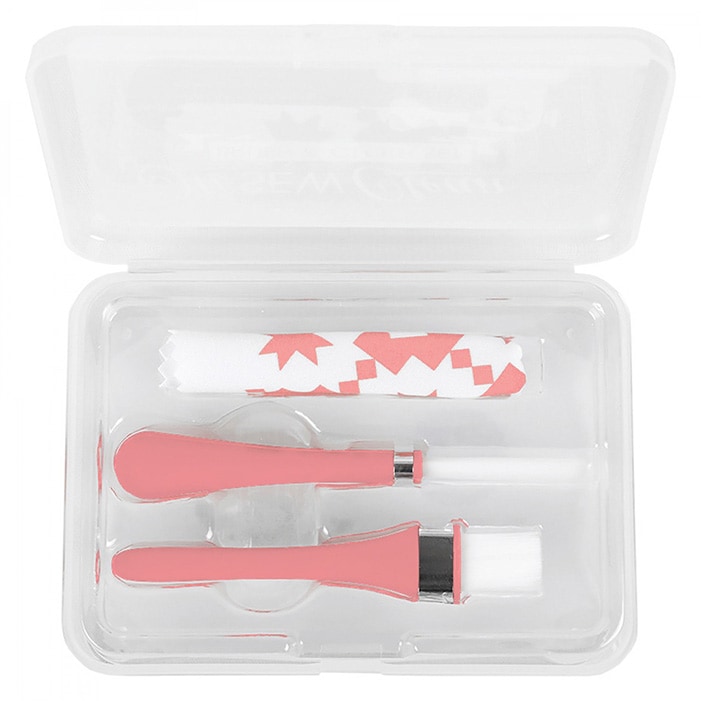 image of Oh Sew Clean Brush and Cloth Set - Pink