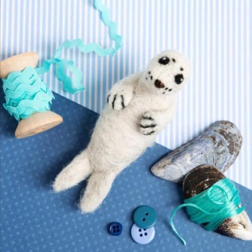 Seal Pup Mini Needle Felting Kit